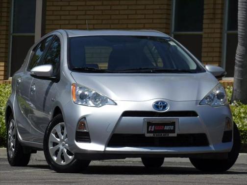 2014 Toyota Prius c Three