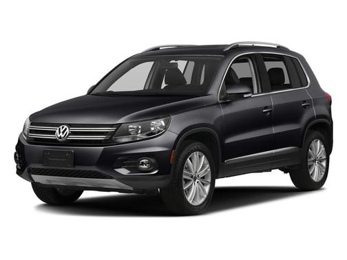 Deep Black Pearl 2017 Volkswagen Tiguan 2.0T S 4MOTION
