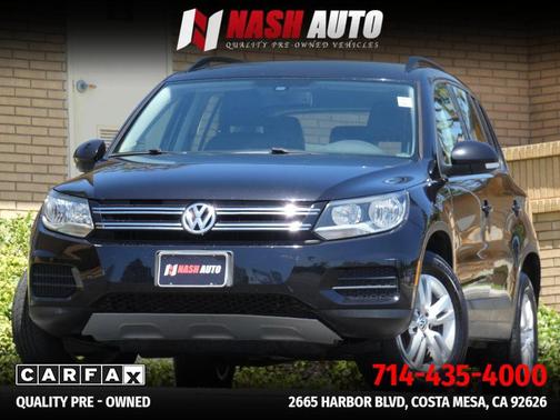Deep Black Pearl 2017 Volkswagen Tiguan 2.0T S 4MOTION