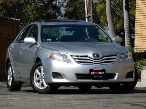 2011 Toyota Camry LE