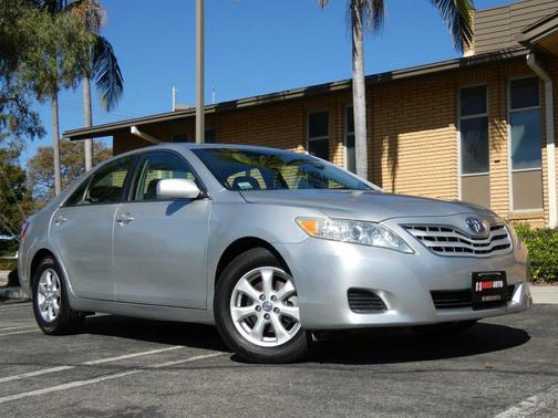 2011 Toyota Camry LE