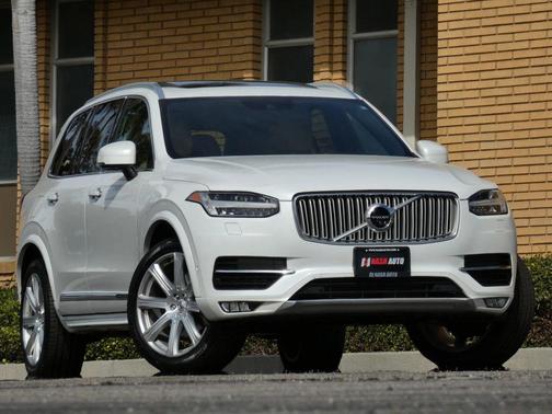 2017 Volvo XC90 T6 Inscription