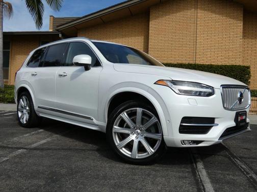 2017 Volvo XC90 T6 Inscription