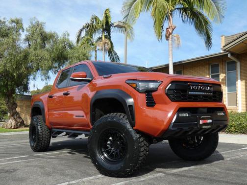 2025 Toyota Tacoma TRD Off Road