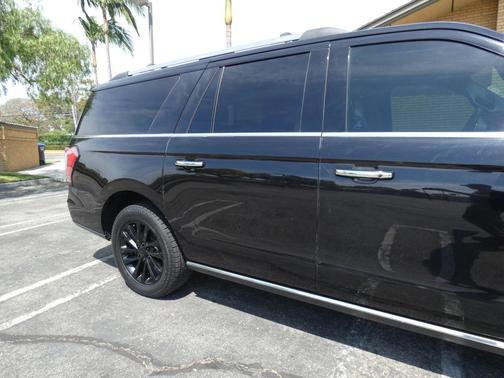 Agate Black Metallic 2019 Ford Expedition Max Limited