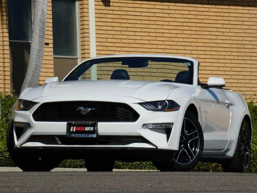 2022 Ford Mustang EcoBoost Premium