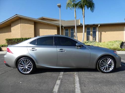 2015 Lexus IS 250 Crafted Line