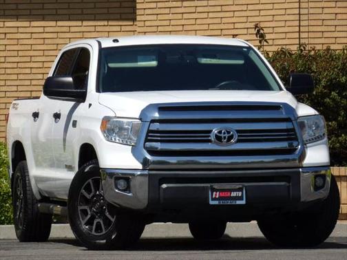 2017 Toyota Tundra SR5