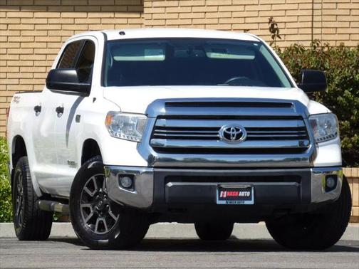 2017 Toyota Tundra SR5