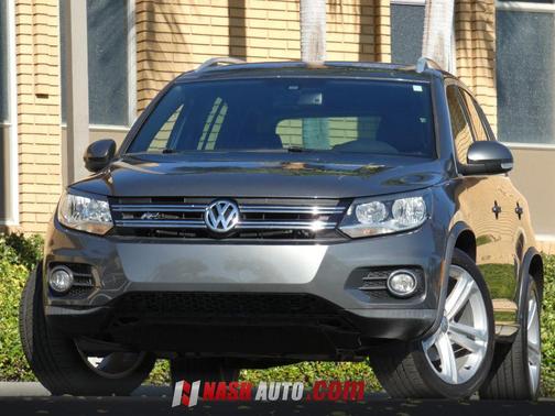 Gray 2016 Volkswagen Tiguan R-Line