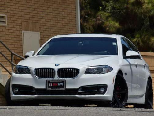 2015 BMW 528 528i Sedan 4D