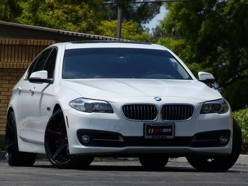 2015 BMW 528 528i Sedan 4D