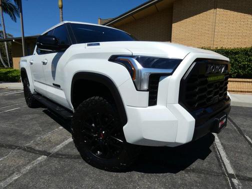 Ice Cap 2025 Toyota Tundra Hybrid Limited