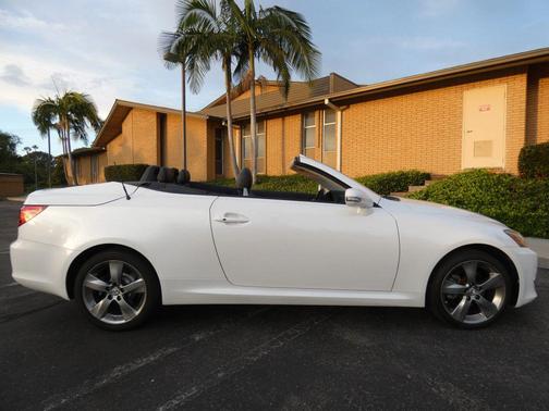 2010 Lexus IS 250C Base