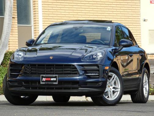 2019 Porsche Macan Sport Utility 4D
