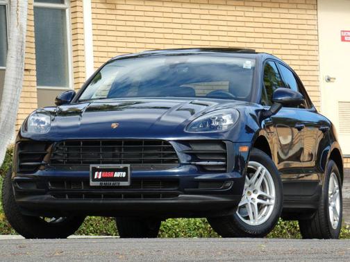 2019 Porsche Macan Sport Utility 4D