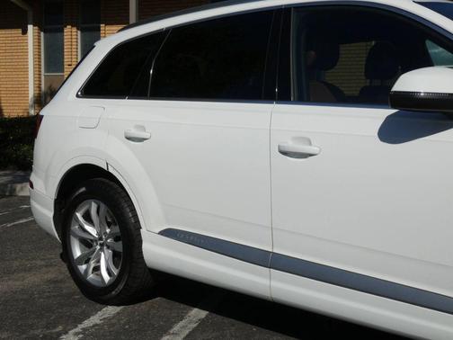 2018 Audi Q7 2.0T Premium Plus