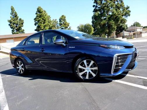 2016 Toyota Mirai Base