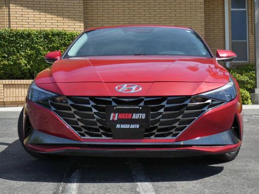 2023 Hyundai ELANTRA HEV Limited