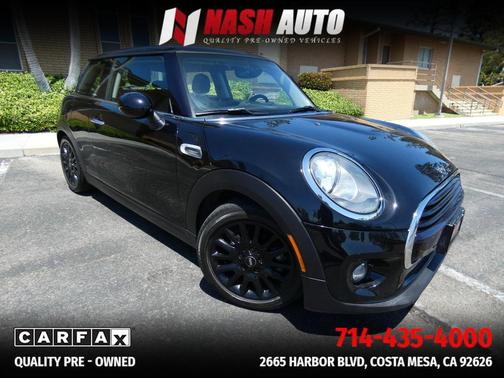 Midnight Black Metallic 2018 MINI Hardtop Cooper