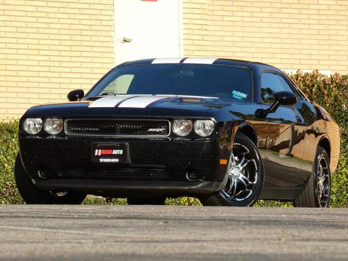 2013 Dodge Challenger SXT