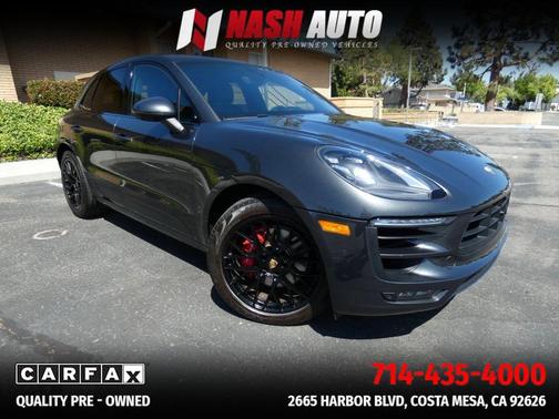 Black 2018 Porsche Macan Macan GTS
