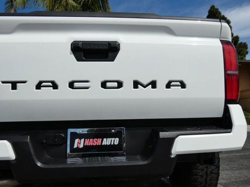 2025 Toyota Tacoma TRD Off Road