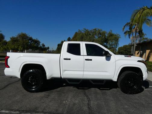 2025 Toyota Tundra SR