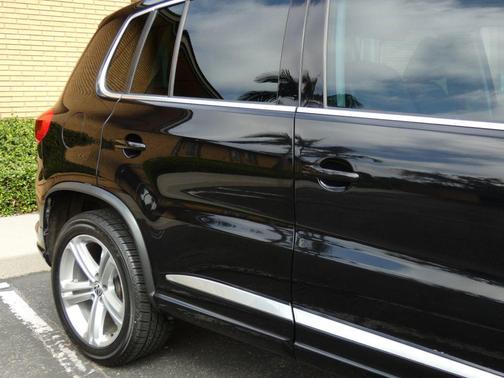 2017 Volkswagen Tiguan 2.0T Sport