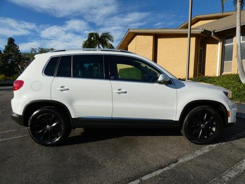 2017 Volkswagen Tiguan 2.0T Wolfsburg Edition