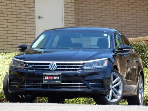 2018 Volkswagen Passat 2.0T R-Line