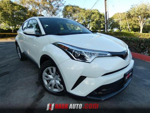 Blizzard Pearl 2019 Toyota C-HR LE