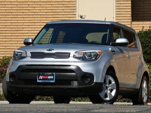 2018 Kia Soul Base