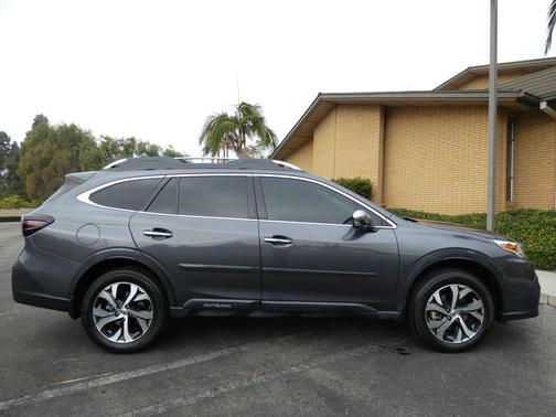 2021 Subaru Outback Touring XT