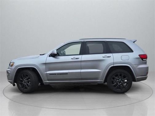 2017 Jeep Grand Cherokee Altitude
