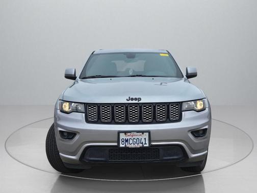 2017 Jeep Grand Cherokee Altitude