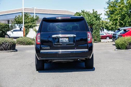 Onyx Black 2019 GMC Yukon Denali