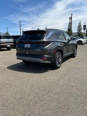 Amazon Gray 2025 Hyundai TUCSON Hybrid SEL Convenience