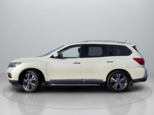 2018 Nissan Pathfinder Platinum