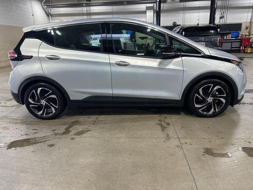 2023 Chevrolet Bolt EV 2LT