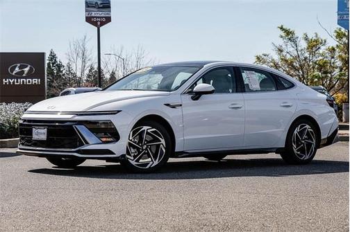 2024 Hyundai SONATA SEL