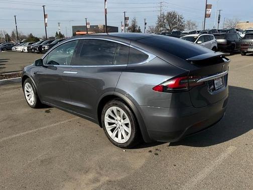 2019 Tesla Model X Long Range