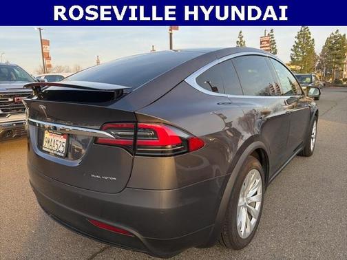 2019 Tesla Model X Long Range