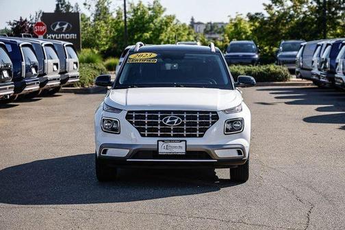 2023 Hyundai VENUE Limited
