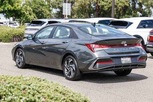 Gray 2025 Hyundai ELANTRA SEL Sport