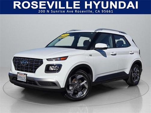 2025 Hyundai VENUE SEL