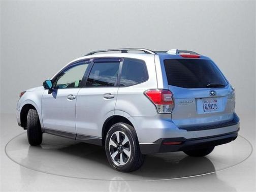 2017 Subaru Forester 2.5i