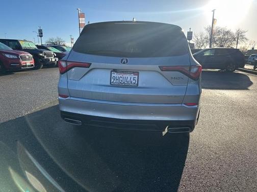 2023 Acura MDX Advance