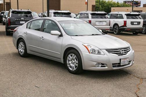 Radiant Silver 2010 Nissan Altima 2.5 S