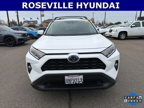 2020 Toyota RAV4 Hybrid XLE